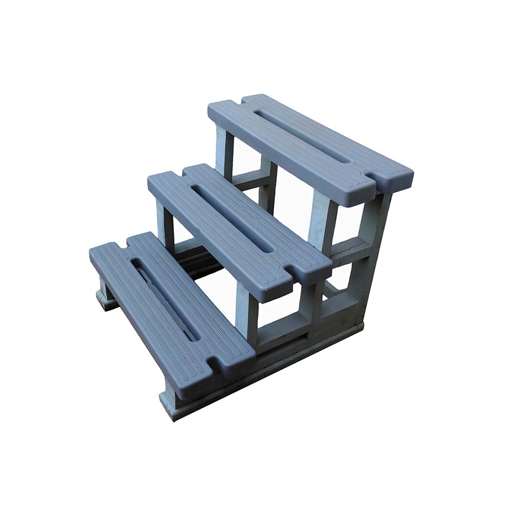 3-stufige Treppe zum Swim-Spa